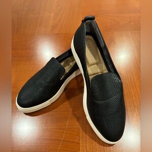 Adam Tucker Women’s Black Textured Slip-On Loafers, Size 6M